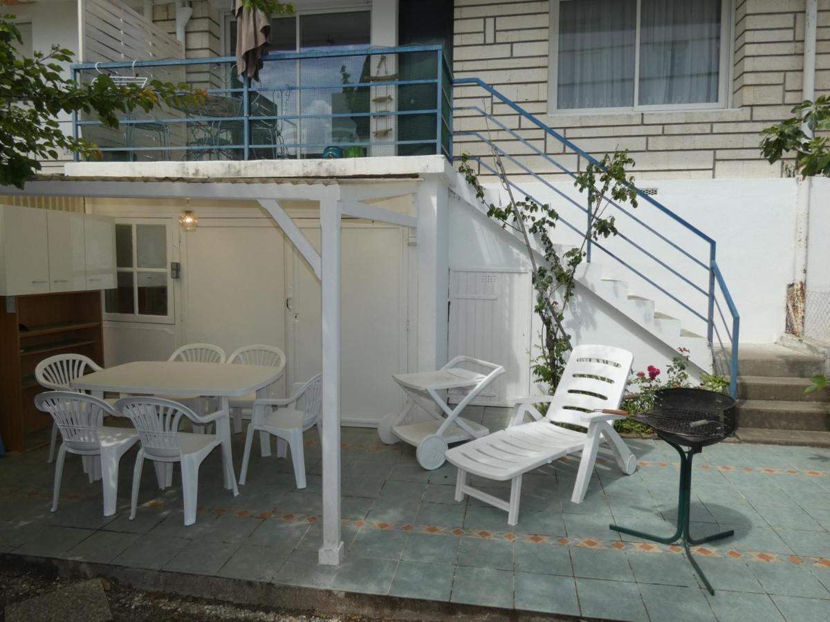 Appartement T3 Avec Terrasses Et Parking Prive En Centre-Ville De Royan, A 200M De La Plage - Fr-1-71-90 Exterior foto